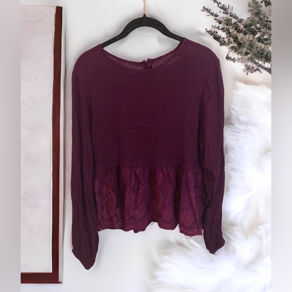 Francescas mi ami burgundy peplum eyelet embroidered blouse size small - Picture 1 of 2